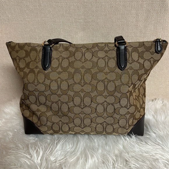 Coach F29958 Signature Jacquard Zip Tote Bag - Khaki/Brown - Picture 6 of 15